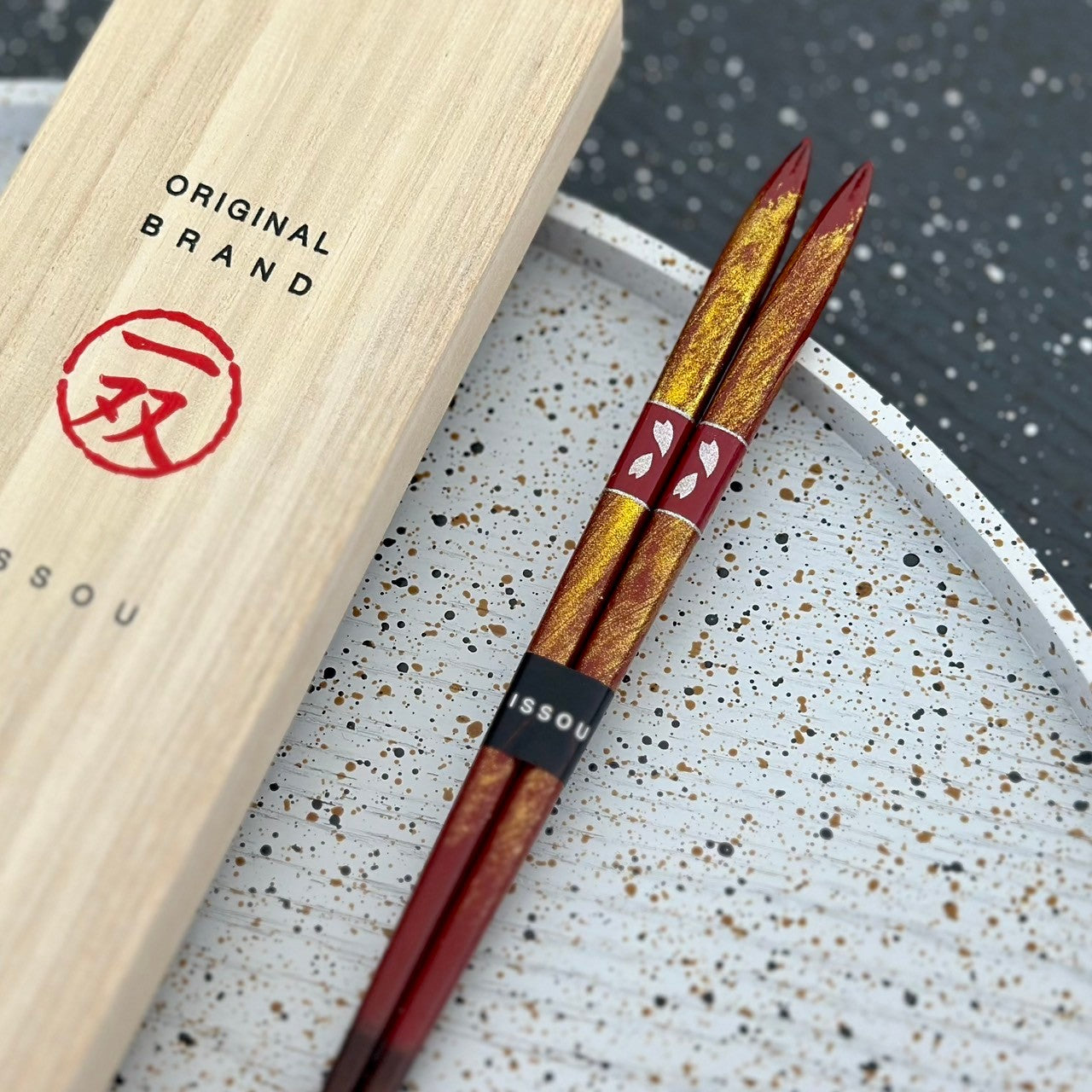 【桐箱・単品】 木製 ギフト箸 ゆらぎ レッド 21cm