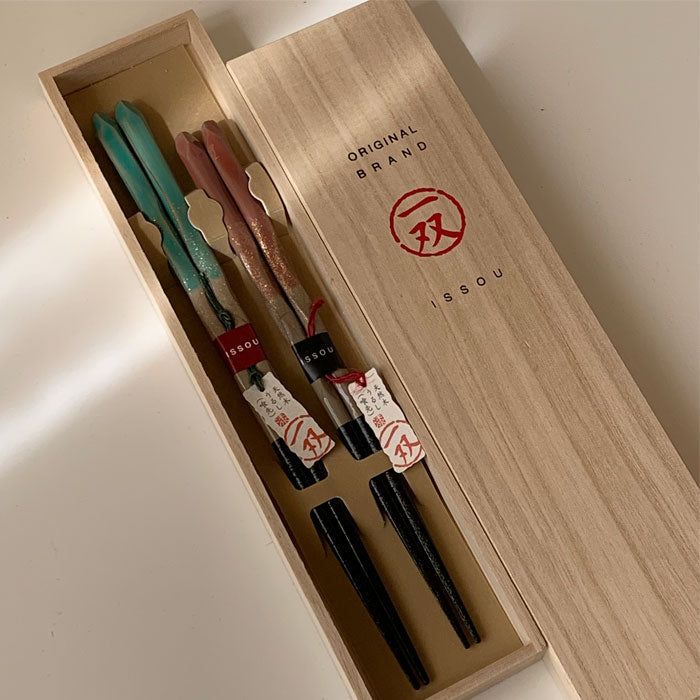 夫婦箸　未使用品 日本製 夫婦箸 富士山 箸置き付き ギフトセット 23cm 21cm 国産